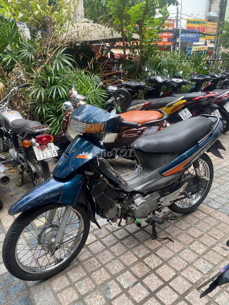 Suzuki 1998 - ảnh 1