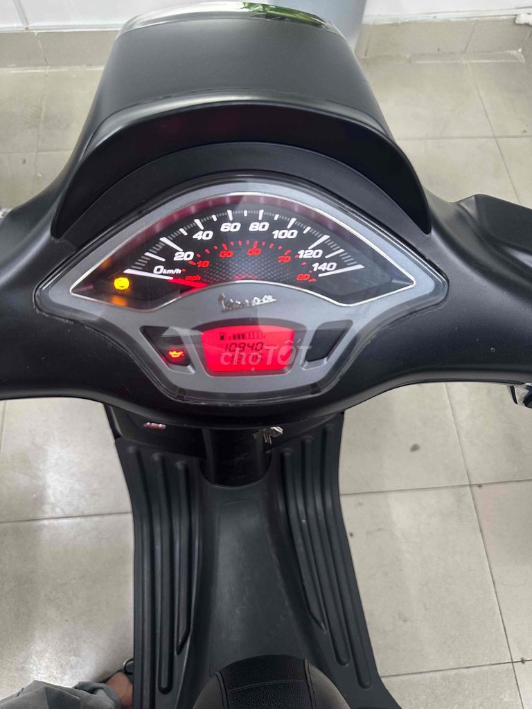 Piaggio Vespa 2023 - ảnh 1