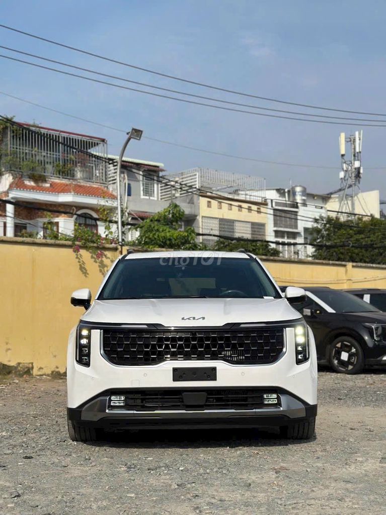 Kia Carnival - ảnh 5