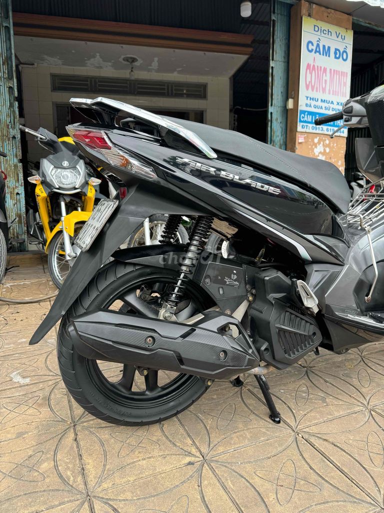 Honda Air Blade 2017 - ảnh 4