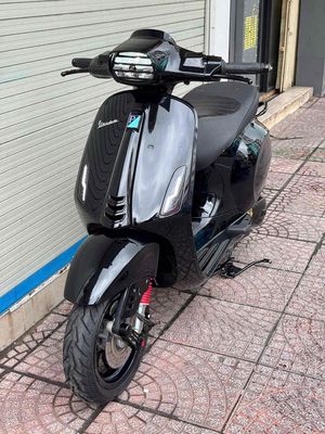 Piaggio Vespa 2021 - ảnh 1