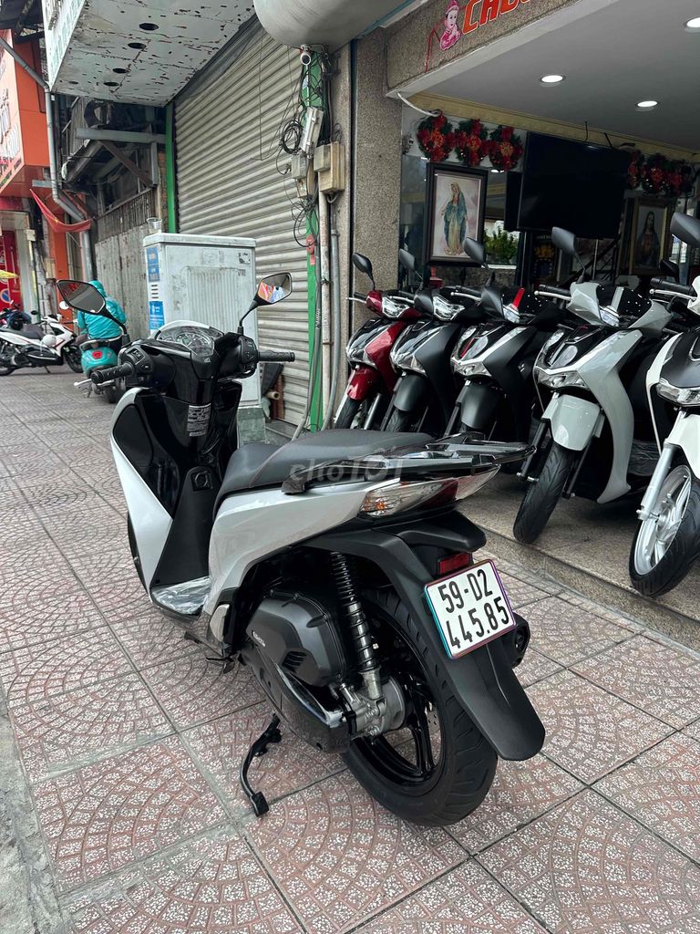 Honda SH 2017 - ảnh 2