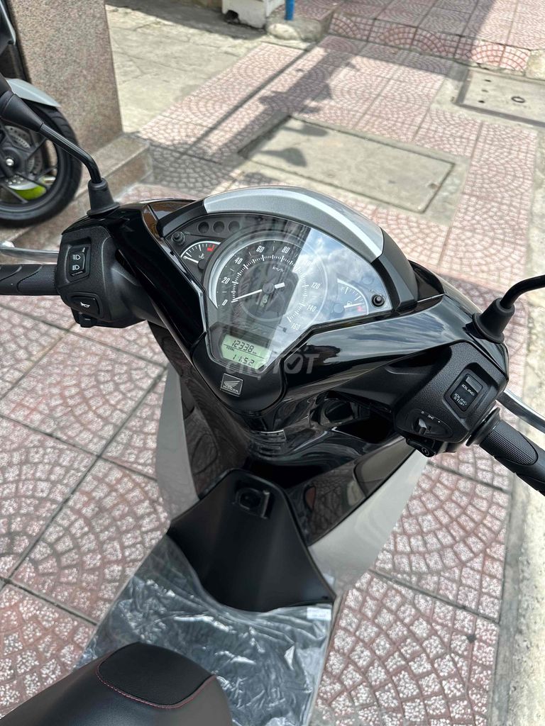 Honda SH 2017 - ảnh 3