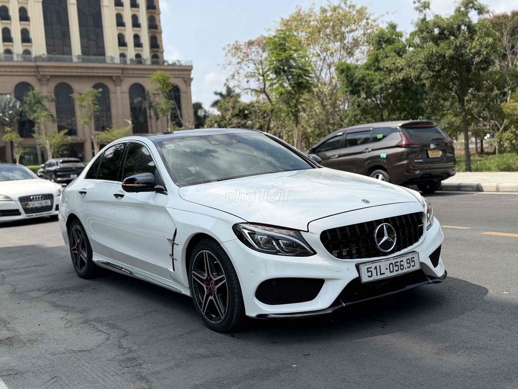 Mercedes-Benz - ảnh 1