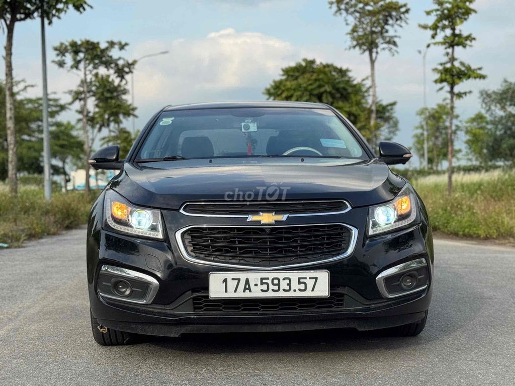 Chevrolet Cruze 2017 - ảnh 1