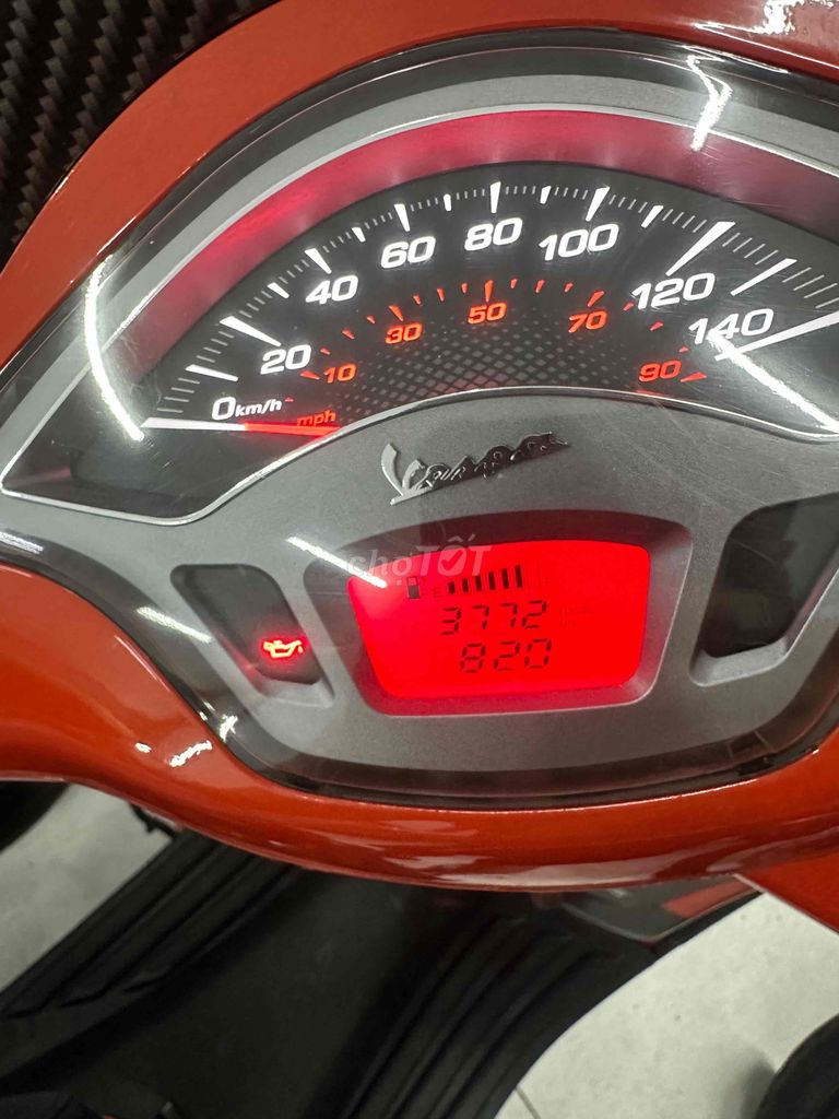 Piaggio Vespa 2022 - ảnh 2