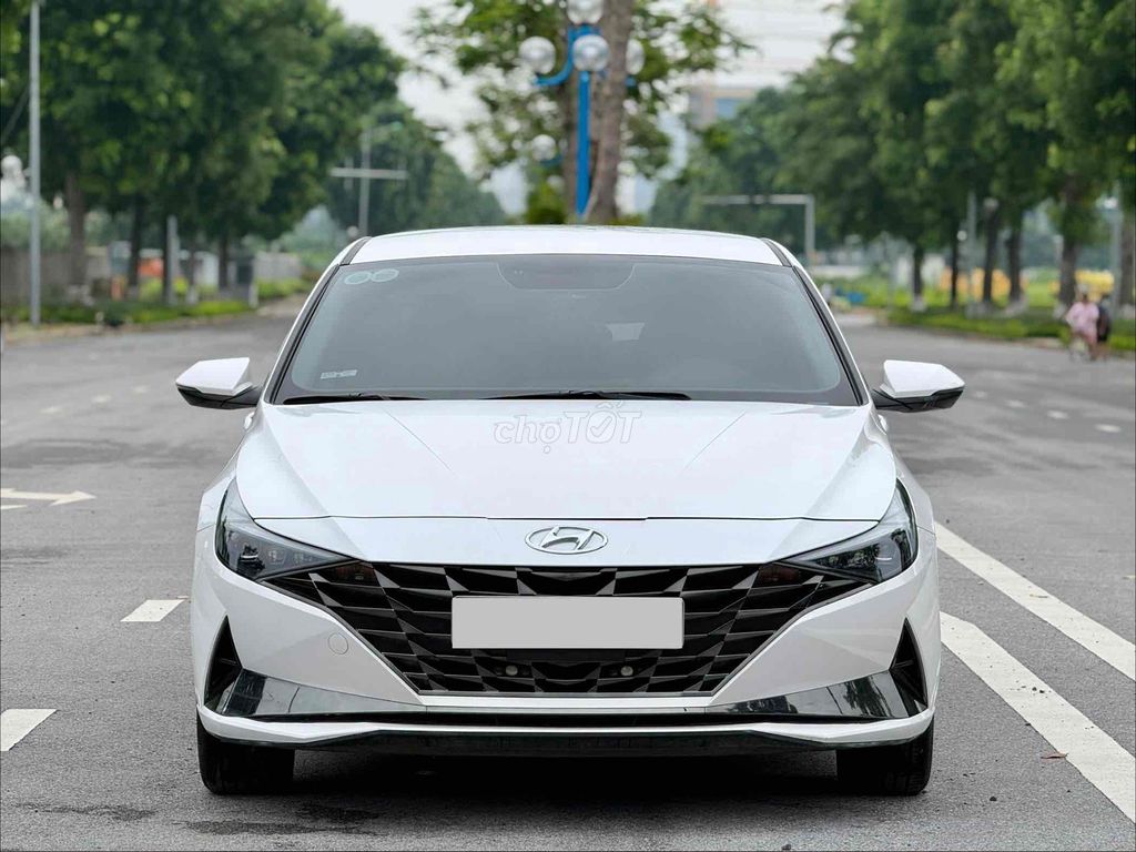 Hyundai Elantra 2024 - ảnh 1