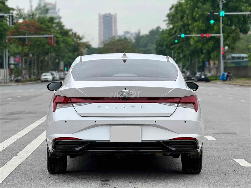 Hyundai Elantra 2024 - ảnh 4