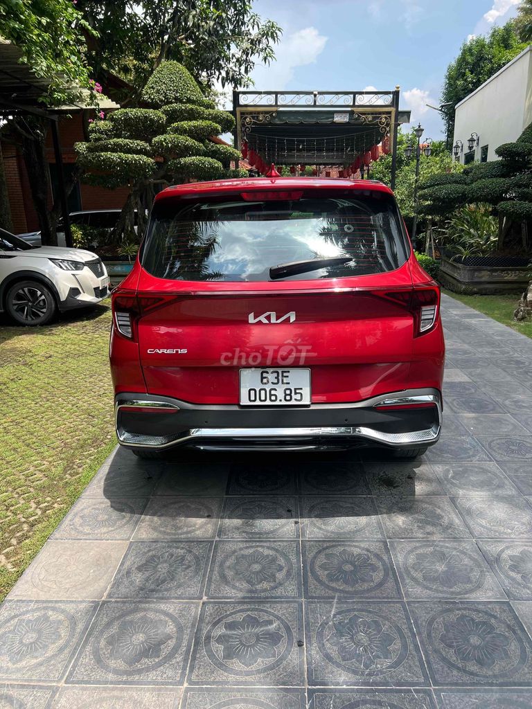 Kia Carens - ảnh 4