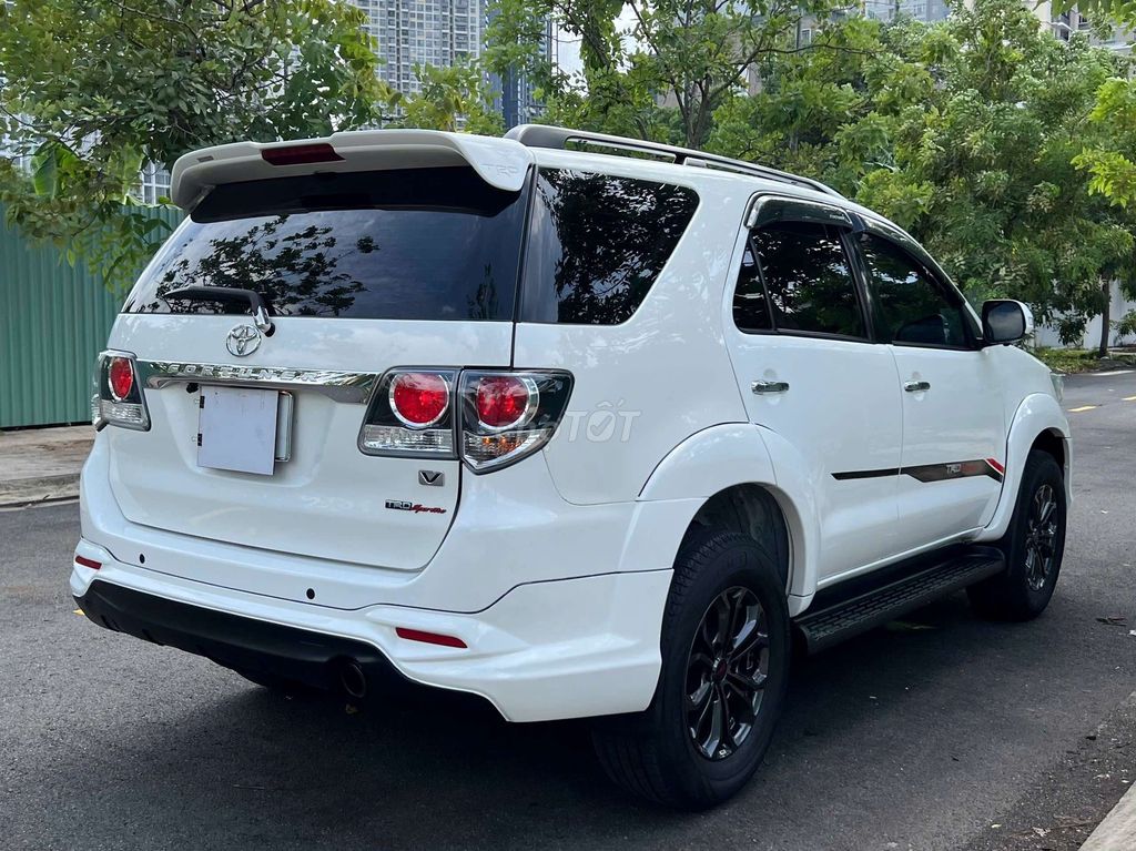 Toyota Fortuner 2016 - ảnh 3