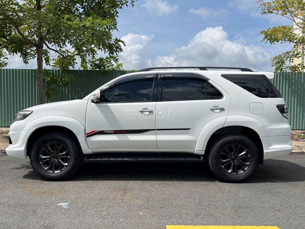 Toyota Fortuner 2016 - ảnh 4