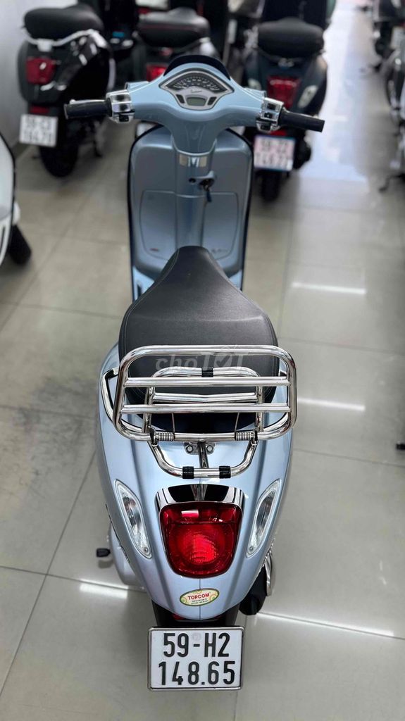 Piaggio Vespa 2022 - ảnh 4