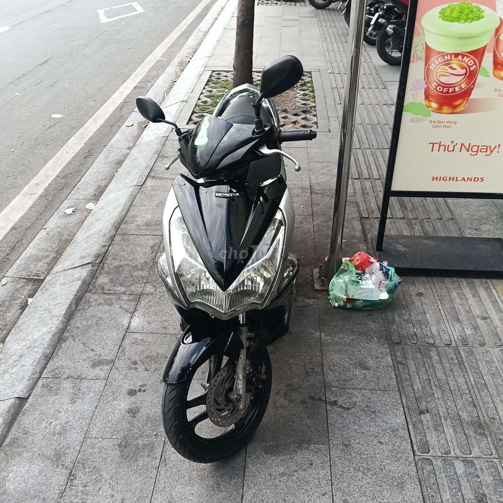 Honda Air Blade 2011 - ảnh 1