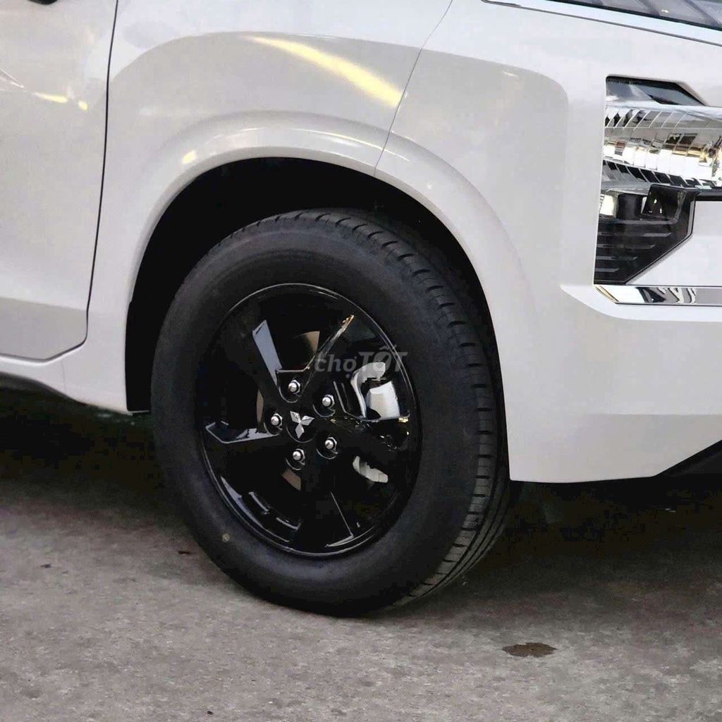 Mitsubishi - ảnh 3