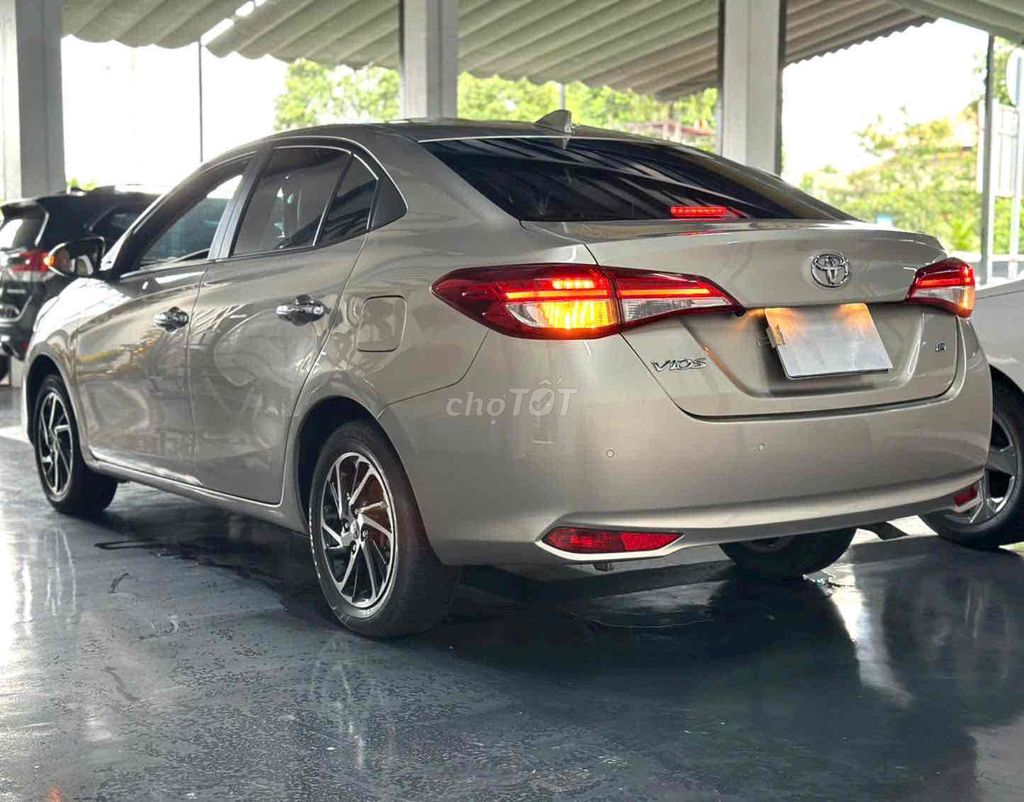 Toyota Vios 2022 - ảnh 4