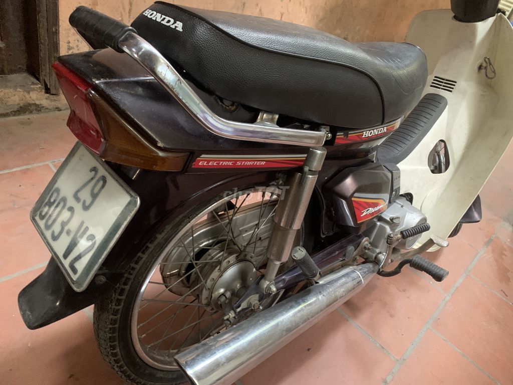 Honda Dream 1994 - ảnh 3