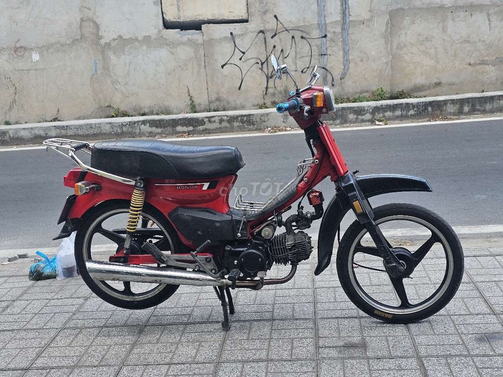 Honda Cub 1996 - ảnh 1