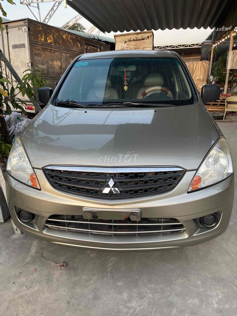 Mitsubishi Zinger 2009 - ảnh 1