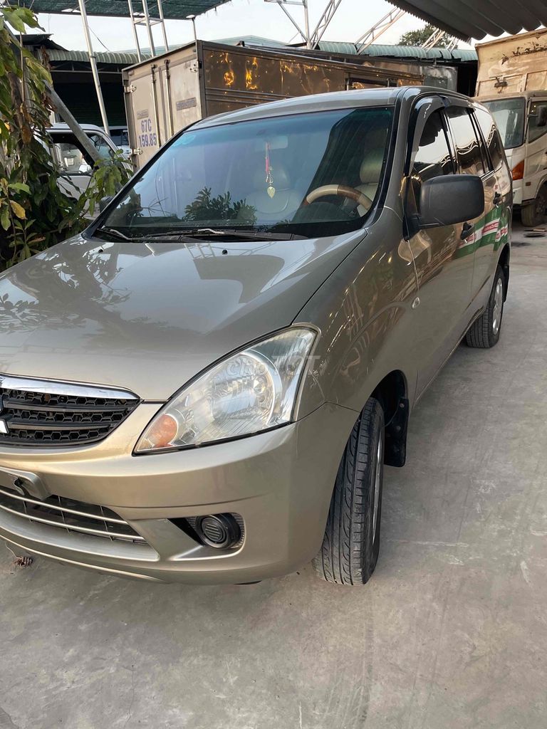 Mitsubishi Zinger 2009 - ảnh 4