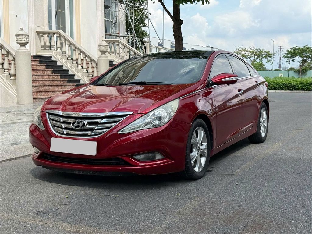 Hyundai Sonata 2010 - ảnh 3