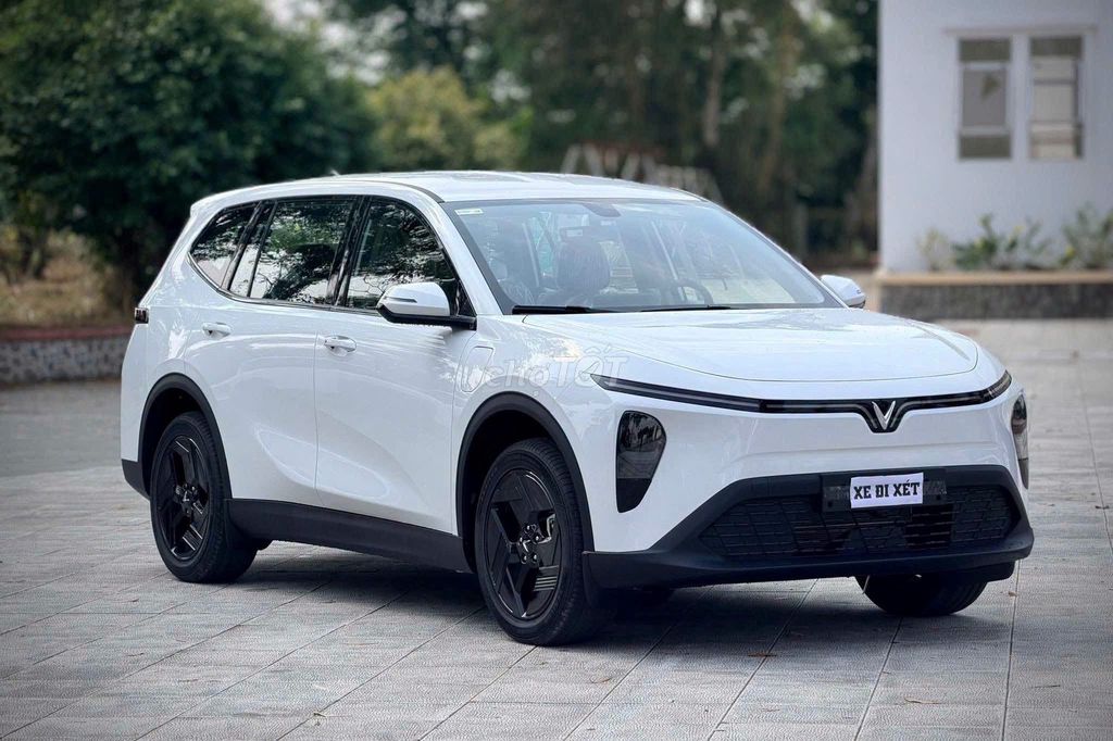 VinFast MPV 7 - ảnh 2