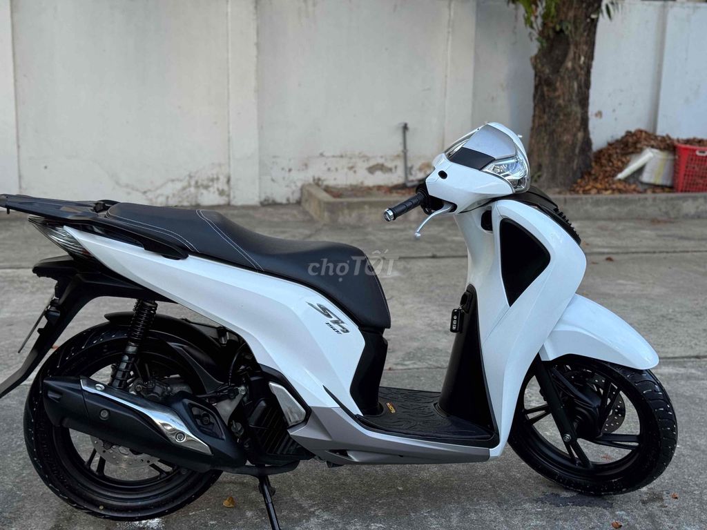 Honda SH 2018 - ảnh 1