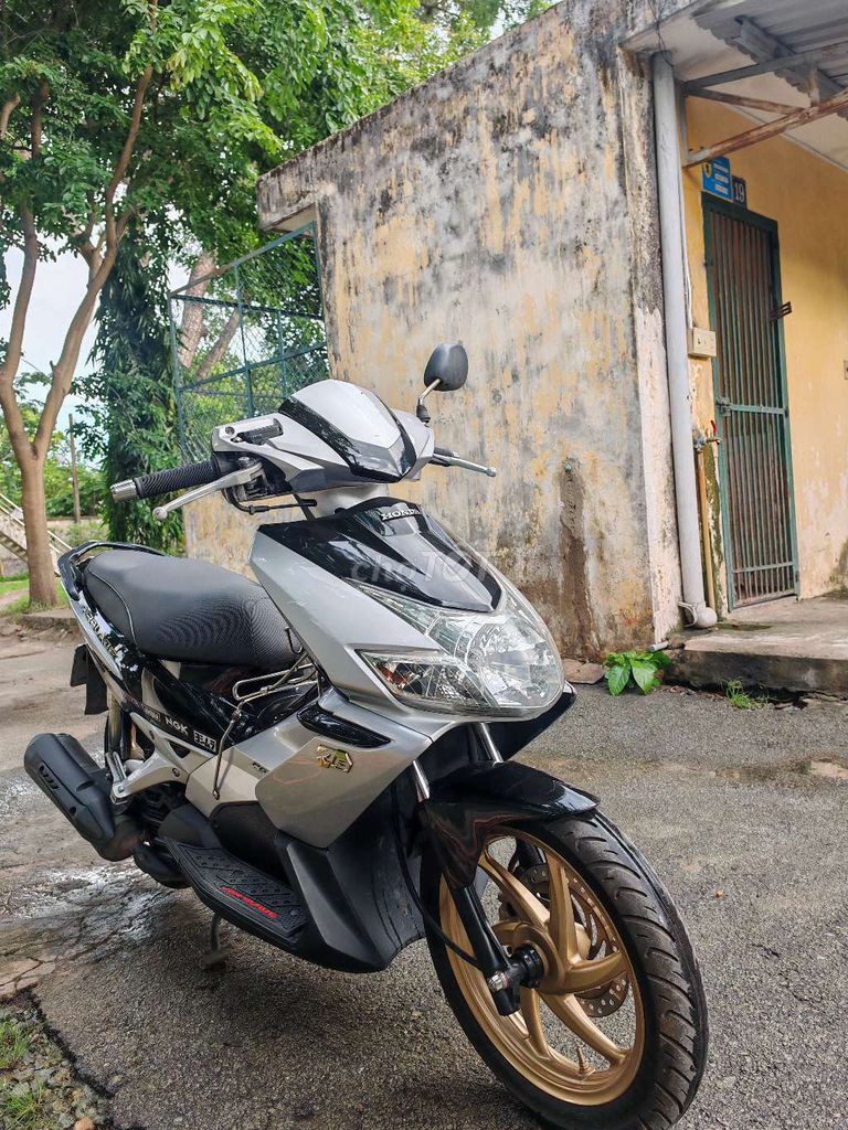 Honda Air Blade 2010 - ảnh 1
