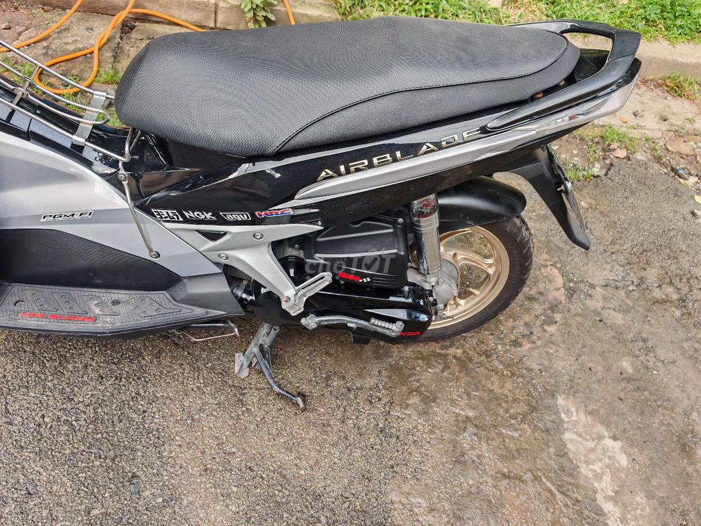 Honda Air Blade 2010 - ảnh 3
