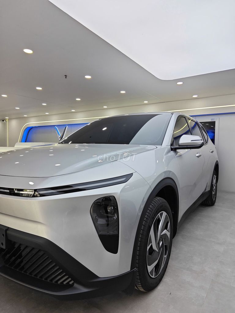 VinFast Limo Green - ảnh 2