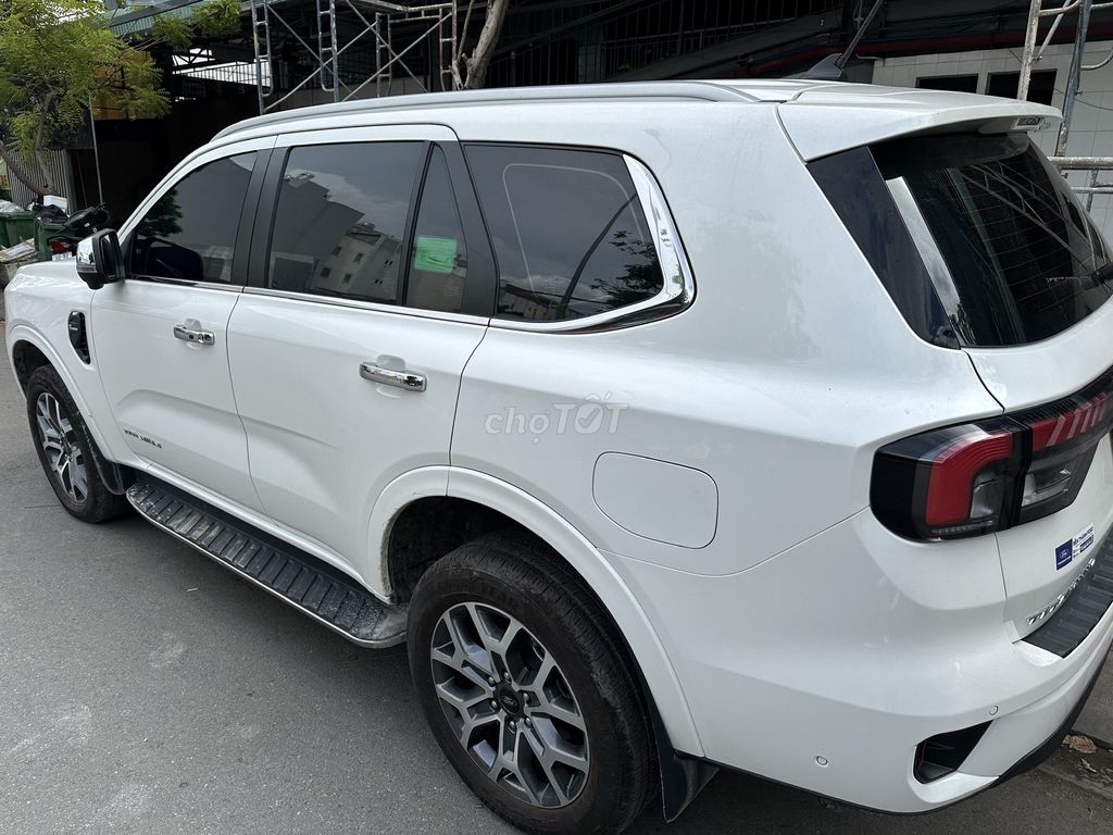 Ford Everest 2023 - ảnh 3