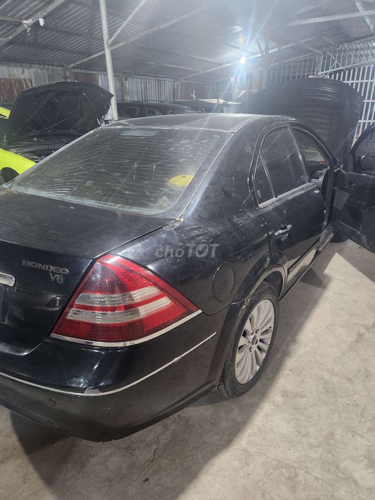 Ford Mondeo 2004 - ảnh 4
