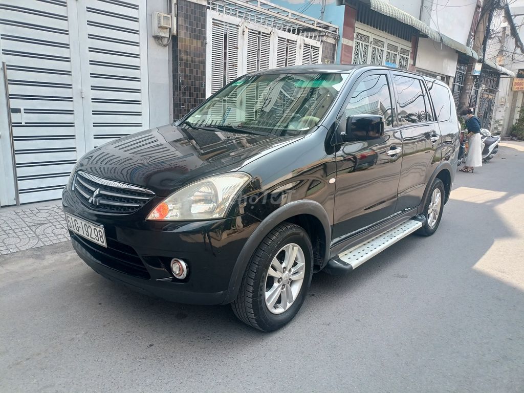Mitsubishi Zinger - ảnh 2