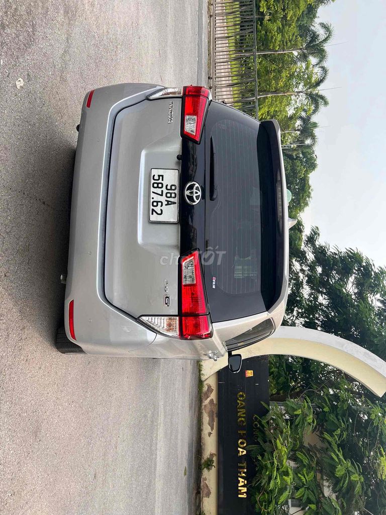 Toyota Innova G - ảnh 4
