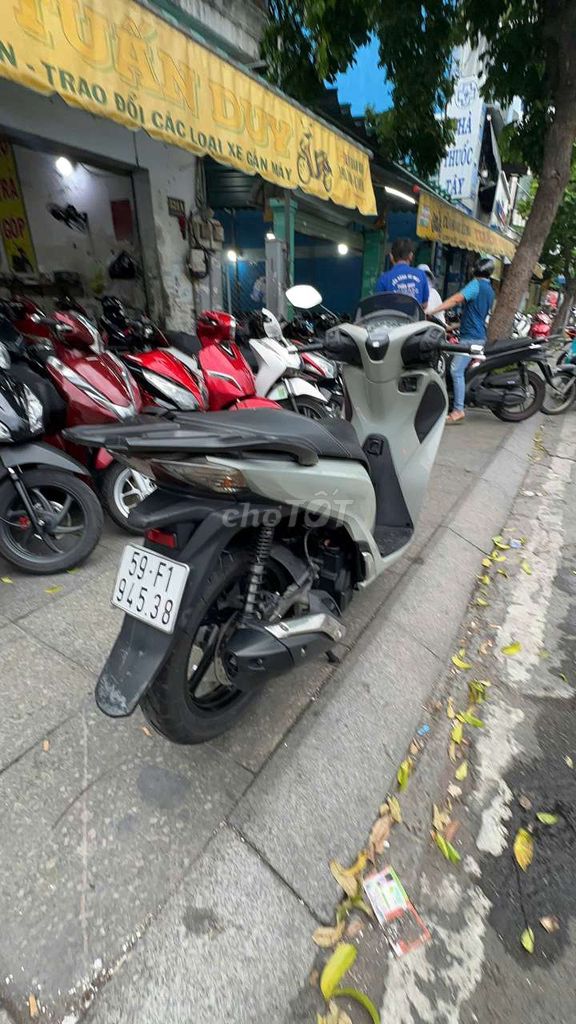 Honda SH 2018 - ảnh 3