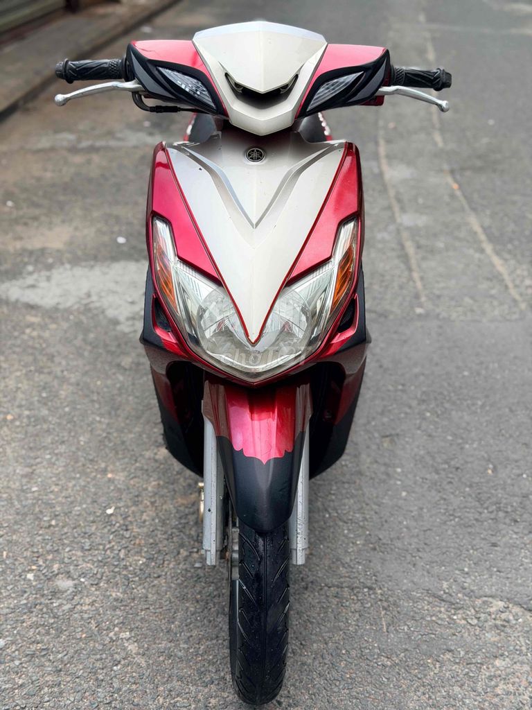 Yamaha Luvias 2012 - ảnh 1