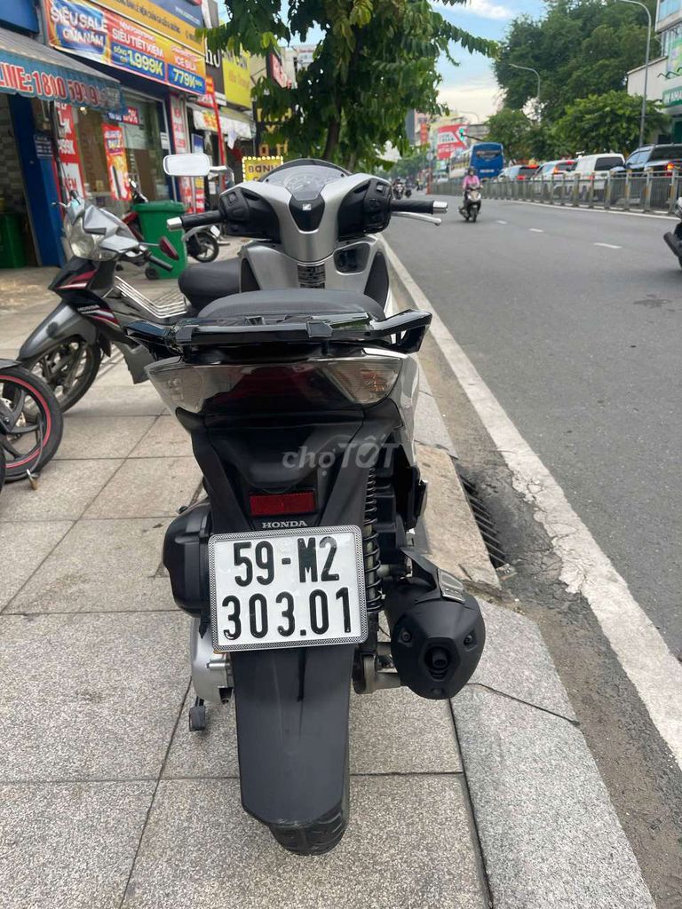 Honda SH 2018 - ảnh 2