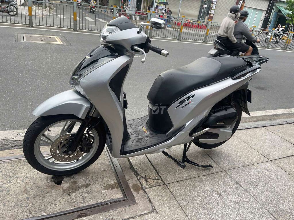 Honda SH 2018 - ảnh 5