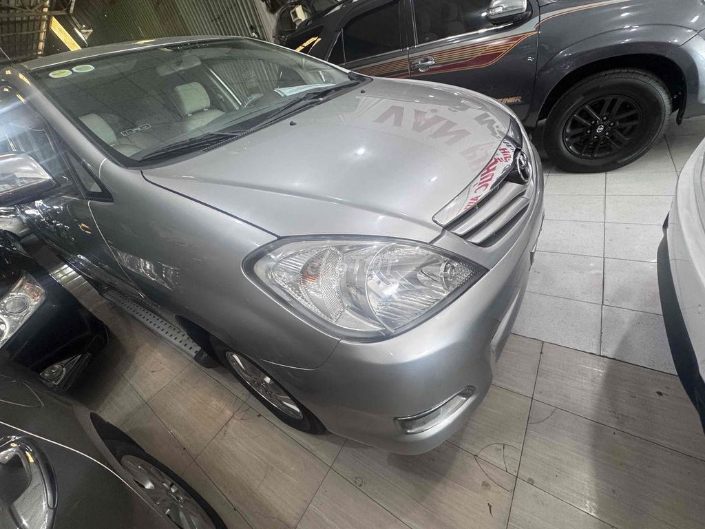 Toyota Innova G 2011 - ảnh 1