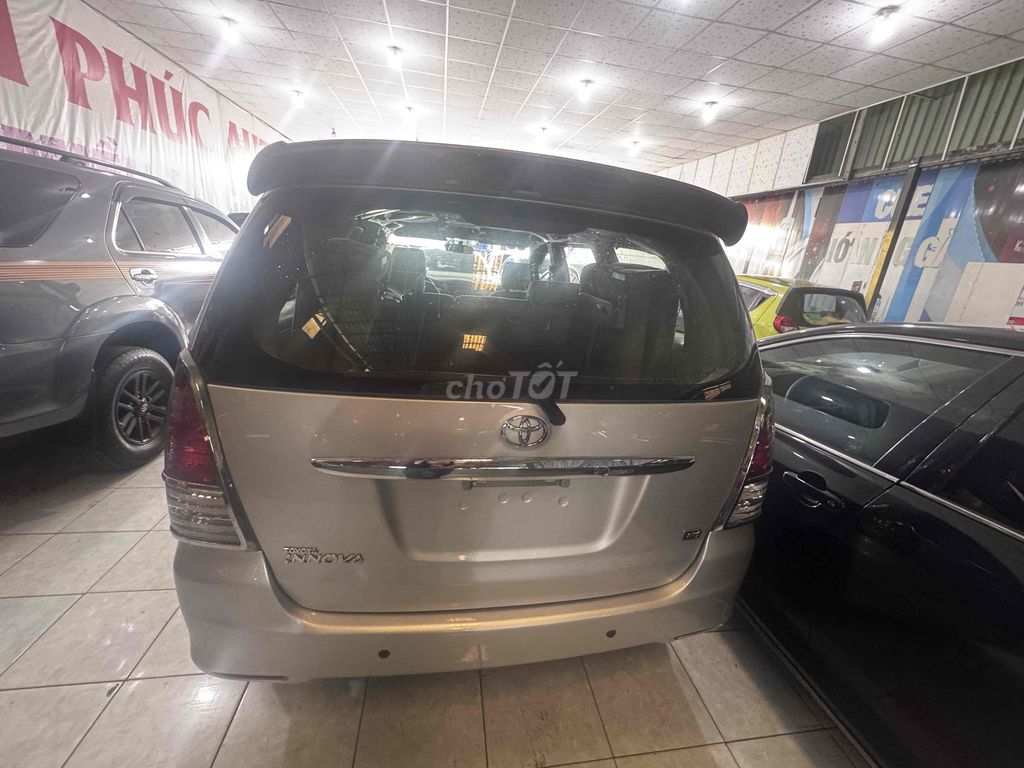 Toyota Innova G 2011 - ảnh 2