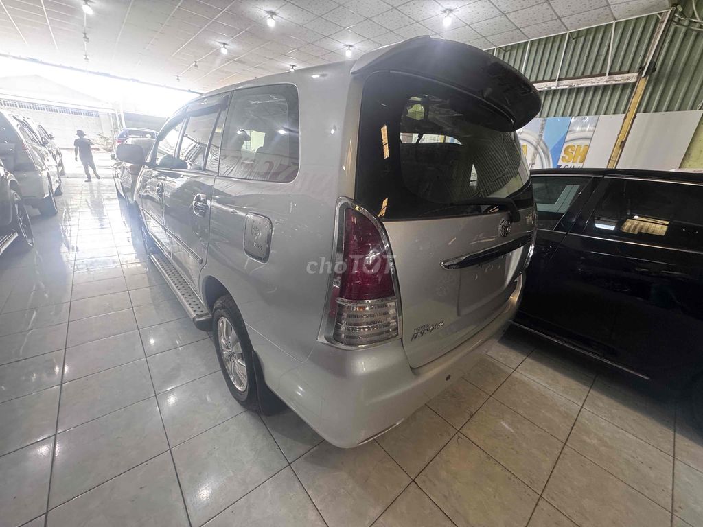 Toyota Innova G 2011 - ảnh 3