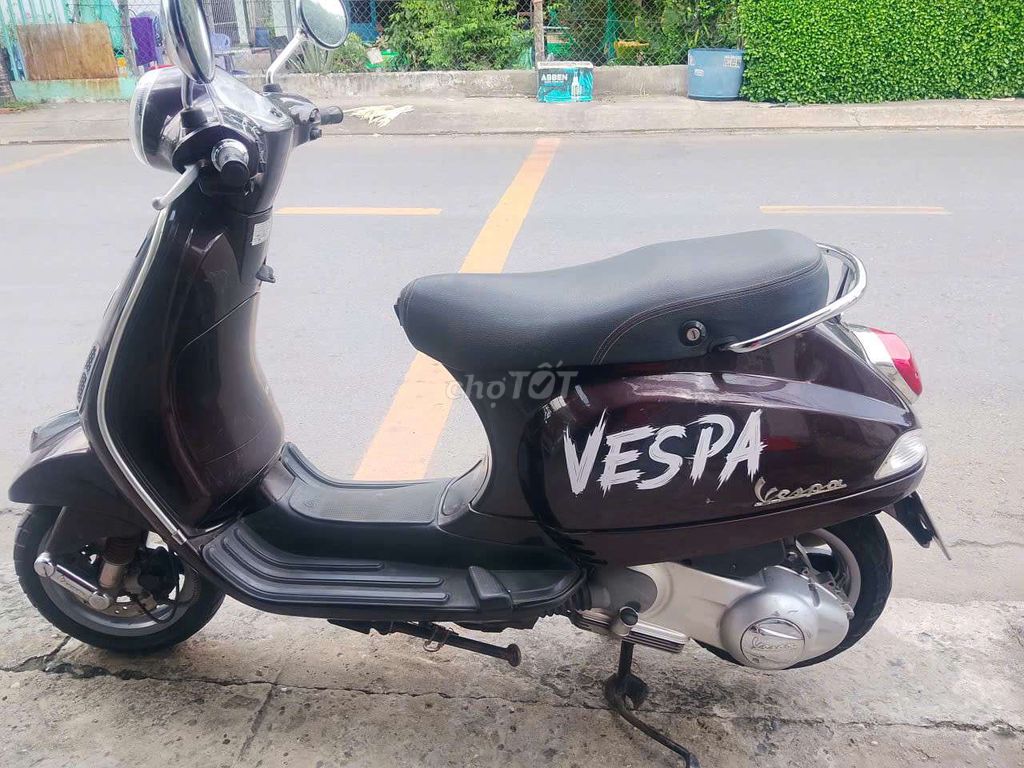Piaggio Vespa 2011 - ảnh 4