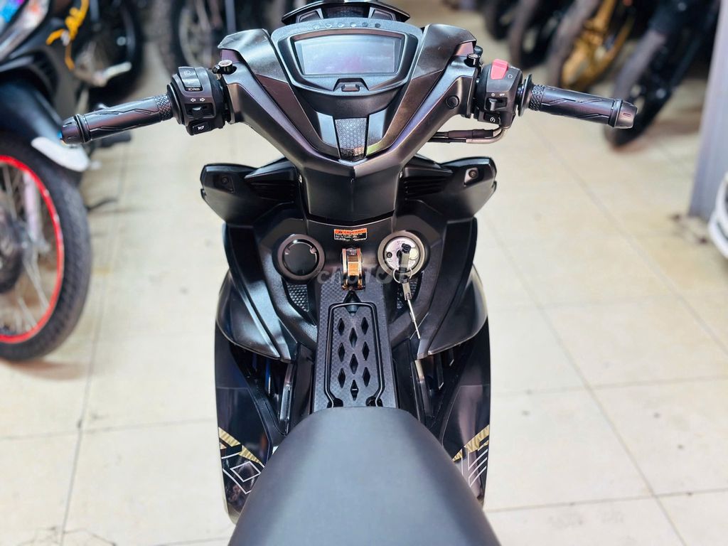 XE M 2021 - ảnh 2