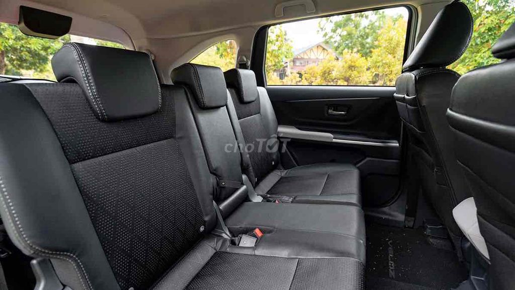 Toyota Veloz Cross 2022 - ảnh 2