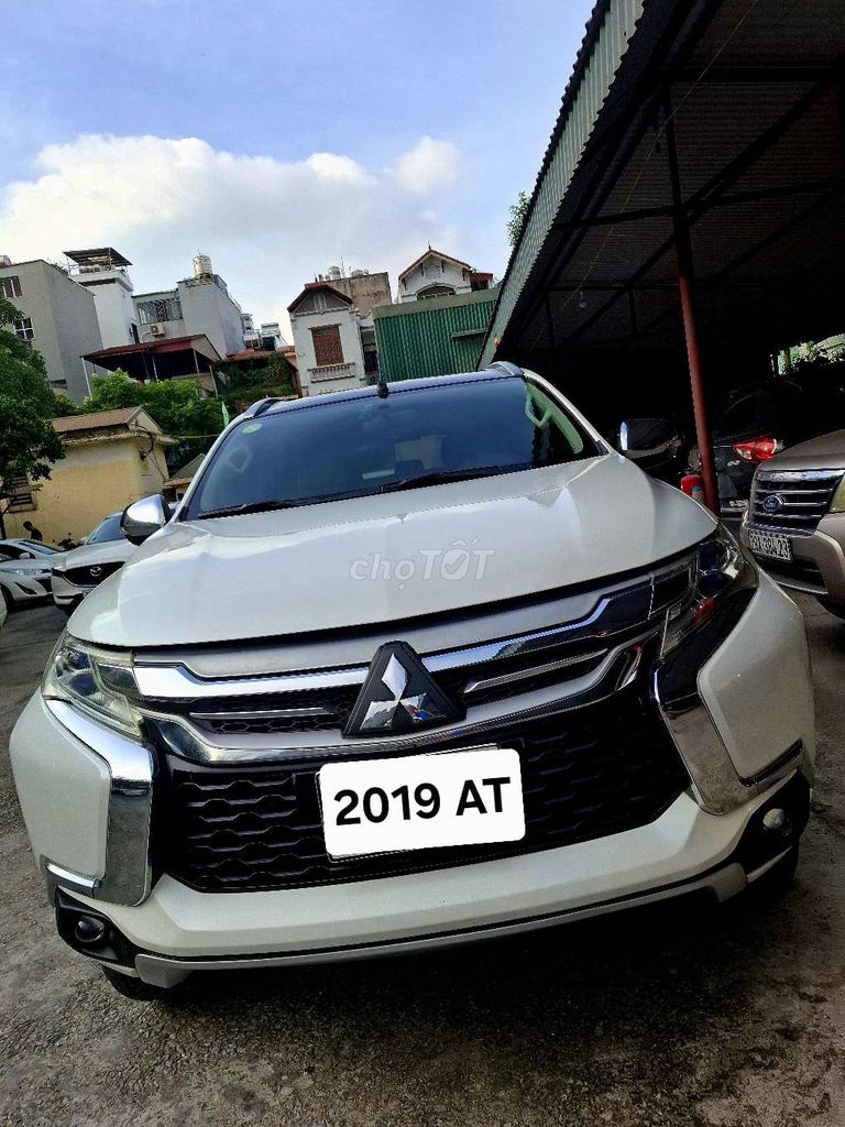 Mitsubishi - ảnh 1