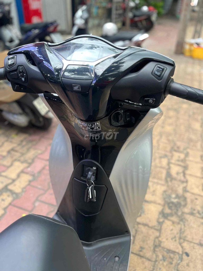 Honda SH 2022 - ảnh 2