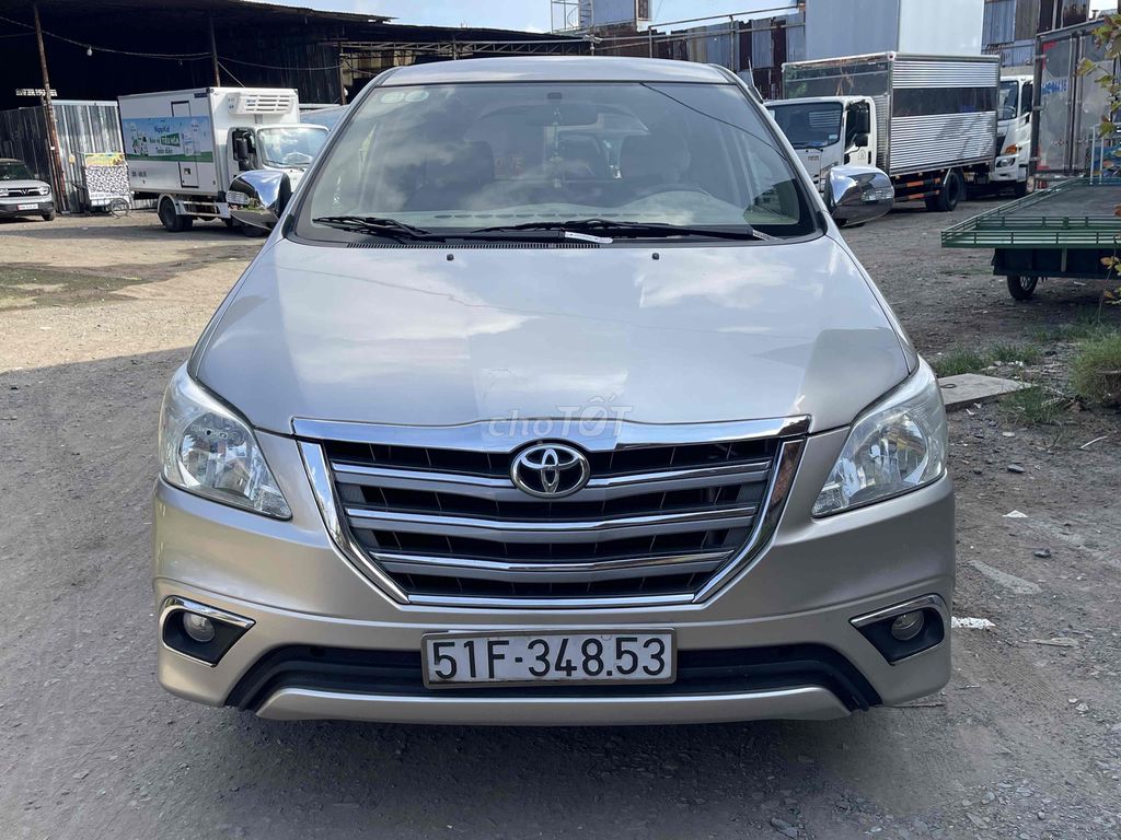 Toyota Innova - ảnh 1
