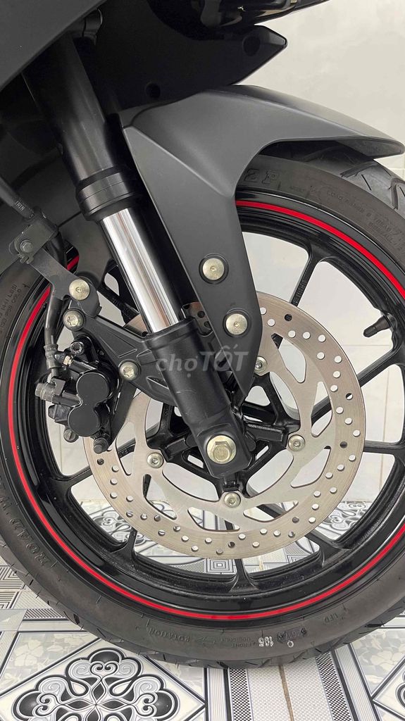 Yamaha R 2018 - ảnh 4