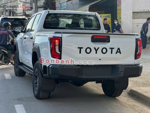 Toyota Hilux Pro 2.8L 4x2 AT 2026 - ảnh 4