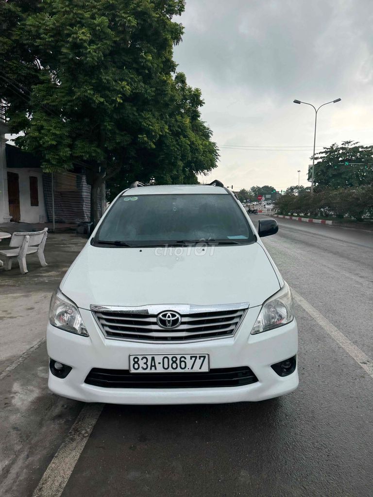 Toyota Innova G 2013 - ảnh 2