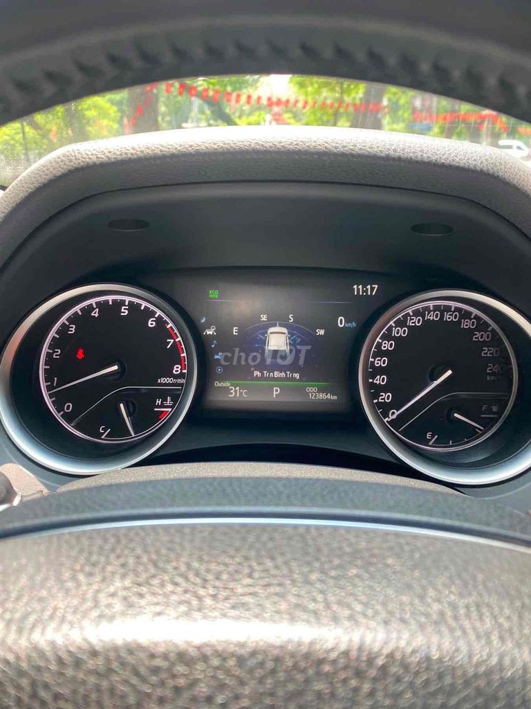 Toyota Camry 2.5Q - ảnh 3